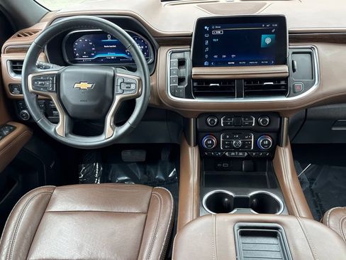 Used 2023 Chevrolet Suburban High Country AWD/4WD image 26