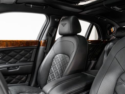 Used 2016 Bentley Mulsanne Speed image 8