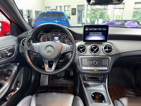 Used 2019 Mercedes-Benz GLA 250 4MATIC image 17