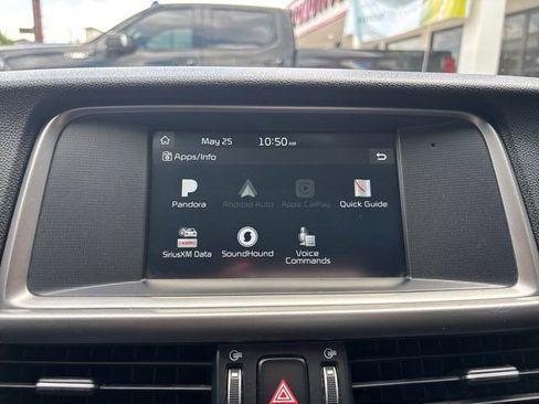 Used 2018 Kia Optima LX FWD image 22