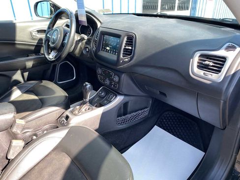 Used 2019 Jeep Compass Latitude w/ Popular Equipment Group image 29