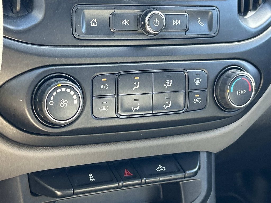 Used 2020 Chevrolet Colorado W/T RWD image 19