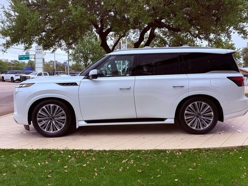 New 2026 INFINITI QX80 Luxe AWD/4WD image 9