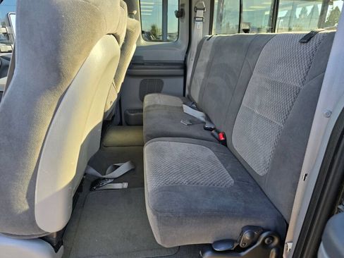 Used 2002 Ford F250 XLT AWD/4WD image 13