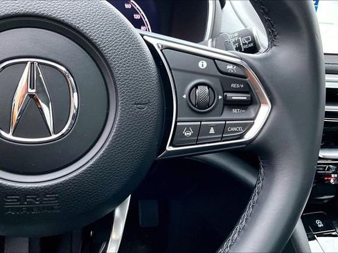 Used 2025 Acura MDX SH-AWD image 28