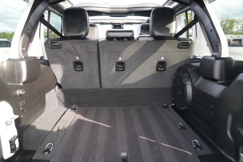 Used 2024 Jeep Wrangler High Altitude AWD/4WD image 28