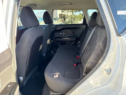 Used 2014 Kia Soul ! image 19