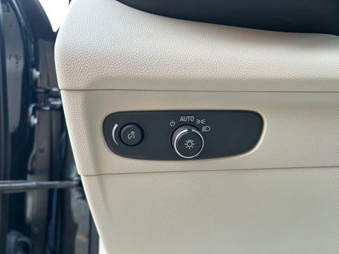 Certified 2023 Buick Envision Preferred image 35