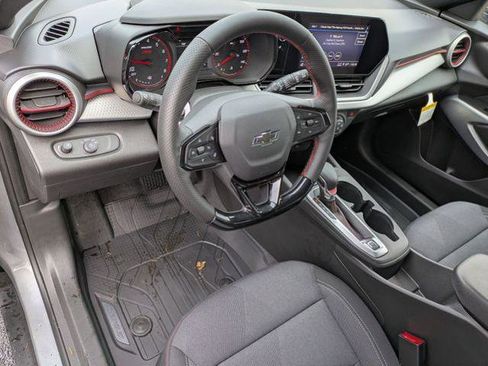 New 2026 Chevrolet Trax RS w/ Sunroof Package image 10