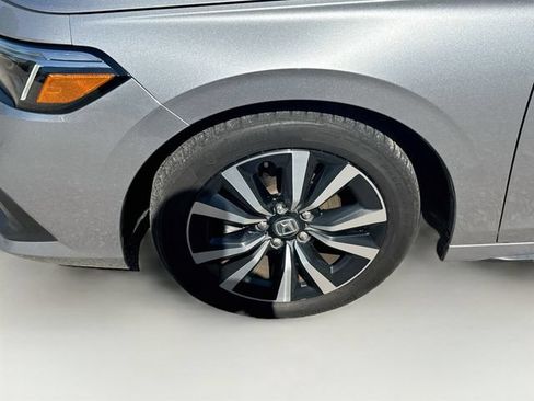 Used 2023 Honda Civic EX-L image 32