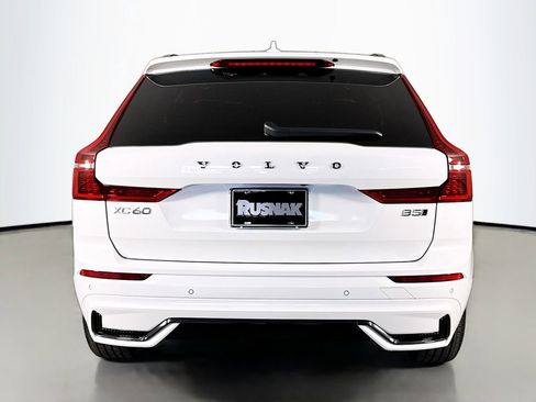 Certified 2026 Volvo XC60 B5 Plus w/ Climate Package PRO image 6