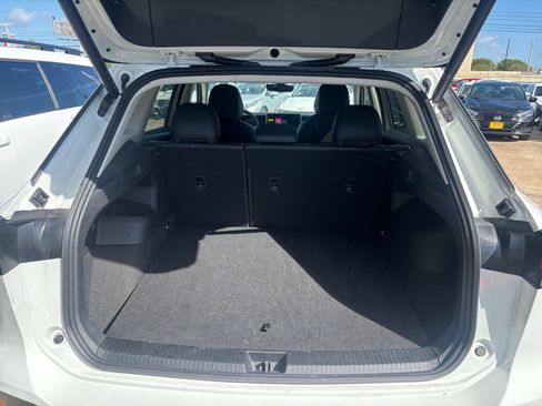 Used 2026 Volkswagen Tiguan SE AWD/4WD image 32