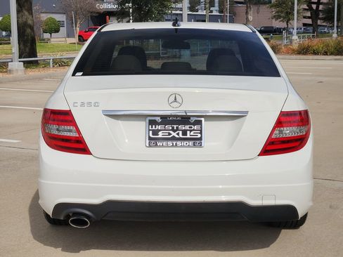 Used 2012 Mercedes-Benz C 250 Sedan image 6