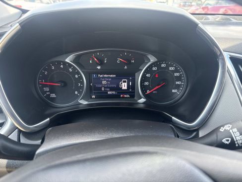 Used 2022 Chevrolet Equinox LT AWD/4WD image 35