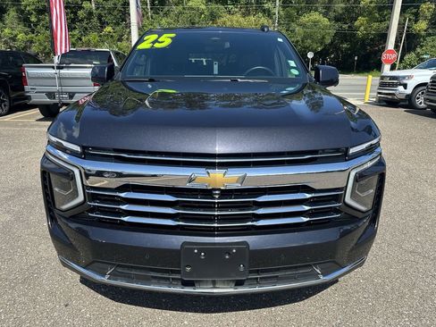 Used 2025 Chevrolet Tahoe LT RWD image 11