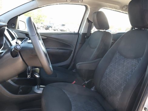 Used 2019 Chevrolet Spark LS image 27