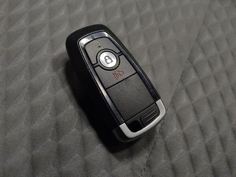 Used 2021 Ford Escape SE AWD/4WD image 32