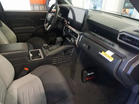 New 2026 Toyota Tacoma TRD Off-Road image 24