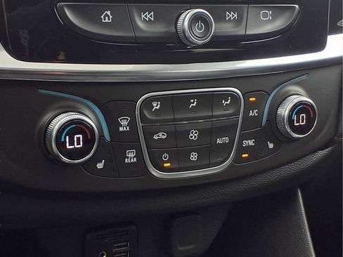 Certified 2024 Chevrolet Traverse RS AWD/4WD image 10