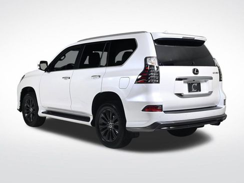 Used 2023 Lexus GX 460 Luxury image 3