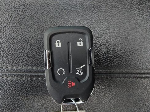 Used 2020 GMC Terrain SLT w/ Preferred Package image 32