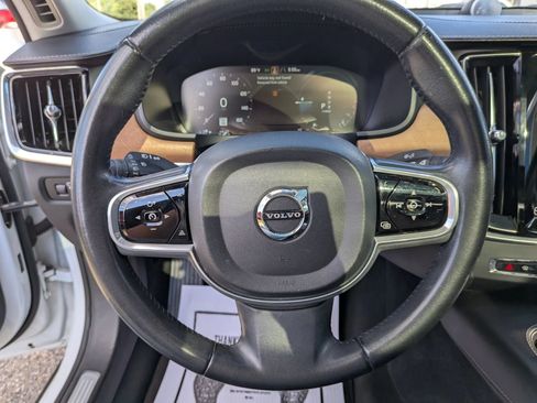 Used 2018 Volvo S90 T8 Inscription w/ Convenience Package AWD/4WD image 58