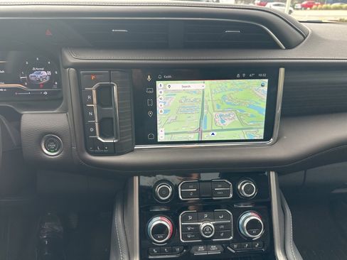 Used 2024 GMC Yukon XL Denali w/ Denali Reserve Package image 24