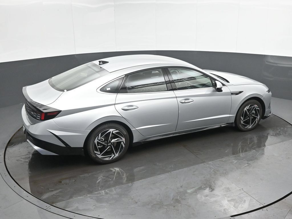 New 2026 Hyundai Sonata SEL FWD image 34
