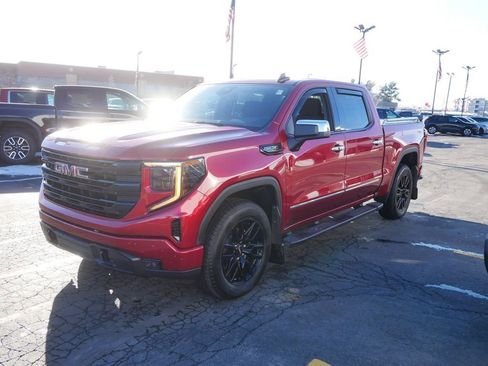 Certified 2024 GMC Sierra 1500 Elevation w/ LPO, Elevation Black Package image 4