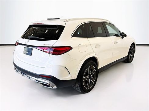 Certified 2025 Mercedes-Benz GLC 350e 4MATIC image 5