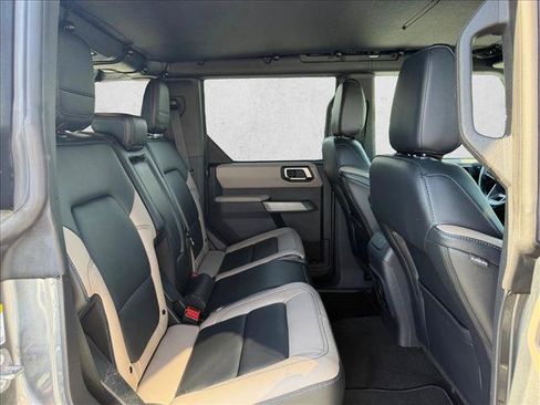 Used 2023 Ford Bronco Wildtrak AWD/4WD image 21