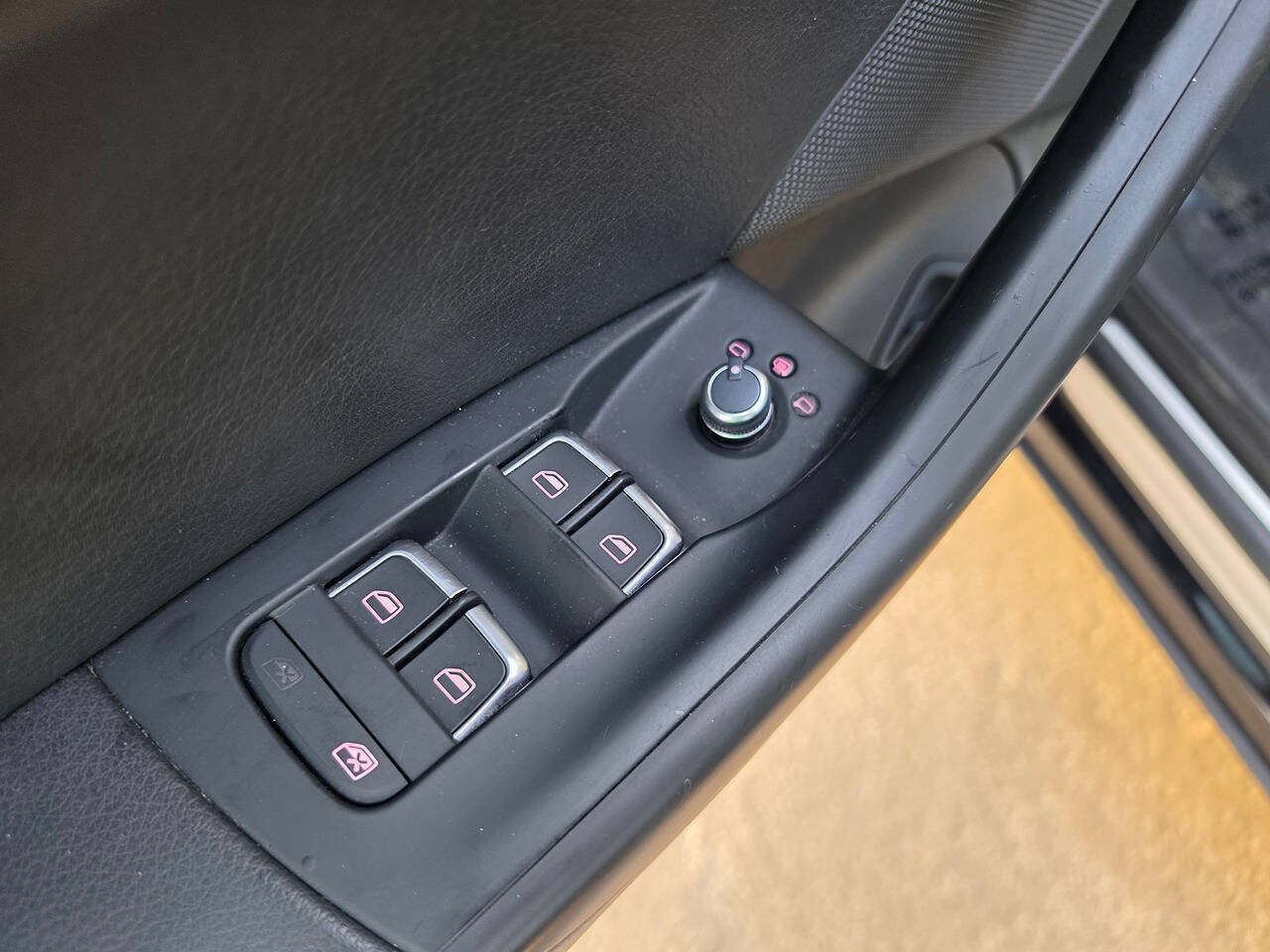 Used 2018 Audi Q3 2.0T Premium FWD image 19