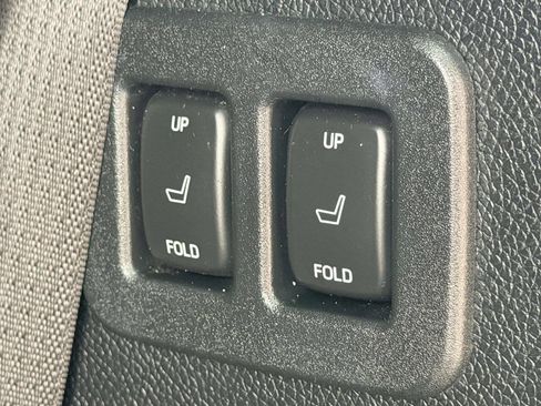 Used 2015 Lincoln Navigator 4WD image 8