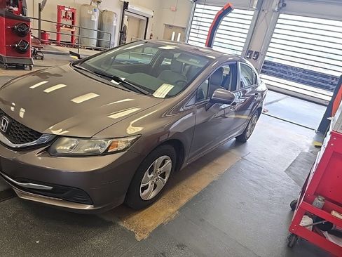 Used 2015 Honda Civic LX image 2