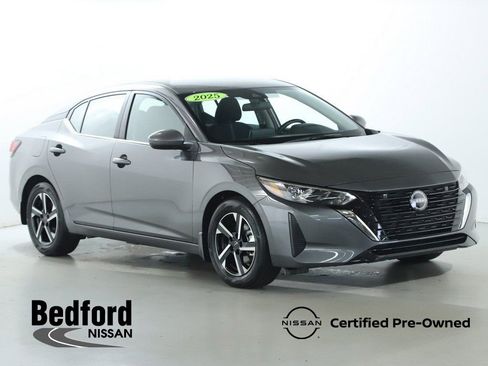 Certified 2025 Nissan Sentra SV image 1
