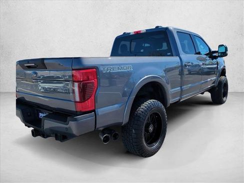 Used 2021 Ford F250 Lariat image 5