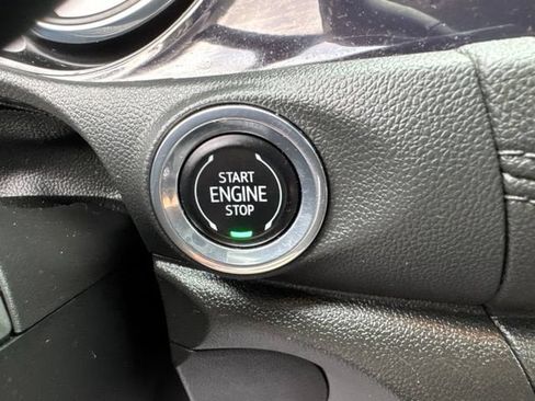 Used 2022 Buick Encore GX Select AWD/4WD image 20