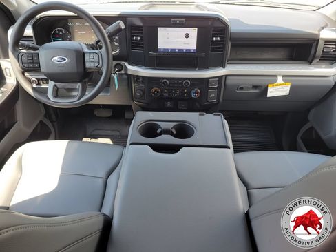 New 2026 Ford F450 XL w/ XL Chrome Package RWD image 17
