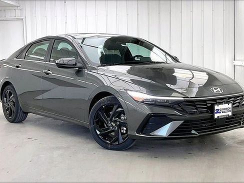 New 2026 Hyundai Elantra SEL Sport Premium w/ Cargo Package FWD image 21