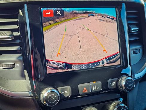 New 2026 RAM 1500 Express AWD/4WD image 24