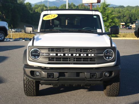 Used 2024 Ford Bronco Black Diamond AWD/4WD image 2