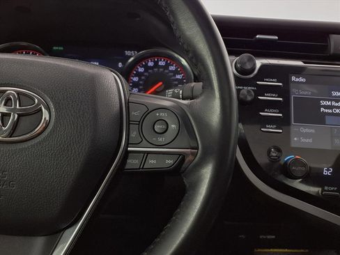 Used 2020 Toyota Camry XSE image 10