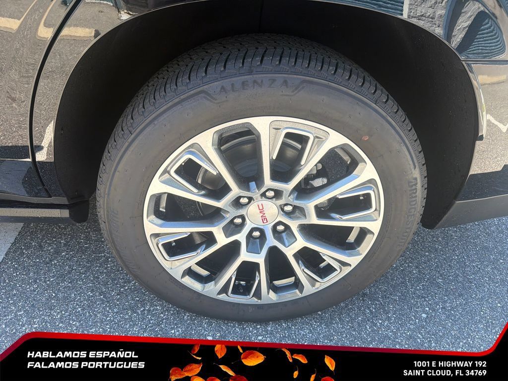 New 2026 GMC Yukon Denali w/ Denali Reserve Package AWD/4WD image 11