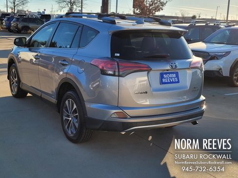 Used 2017 Toyota RAV4 XLE image 20