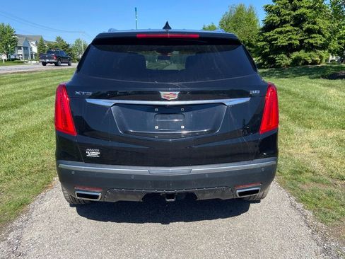 Used 2018 Cadillac XT5 Platinum w/ Driver Assist Package AWD/4WD image 4