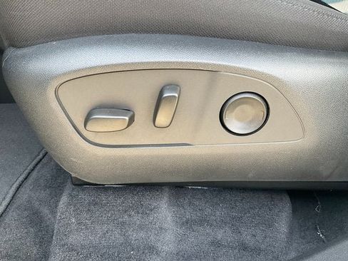 New 2025 GMC Acadia Elevation image 3