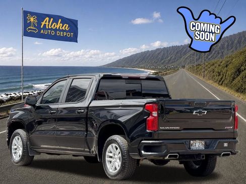 Used 2021 Chevrolet Silverado 1500 RST AWD/4WD image 3