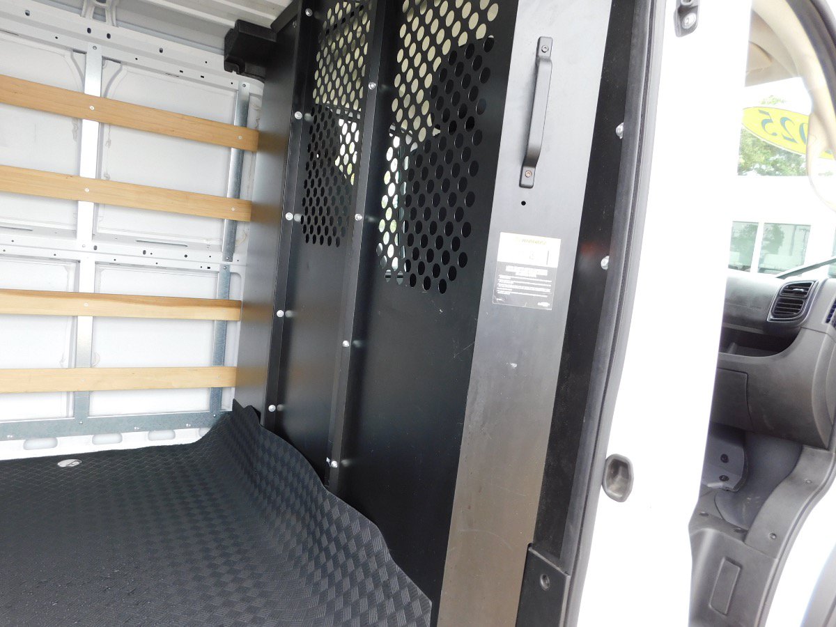 Used 2025 RAM ProMaster 2500 w/ U-Haul Equipment Group FWD image 27