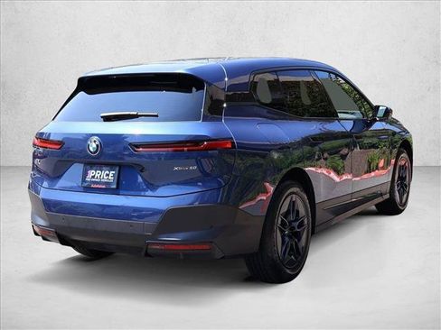 Used 2023 BMW iX xDrive50 AWD/4WD image 6