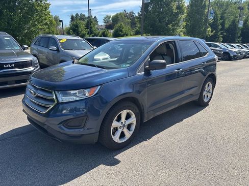 Used 2017 Ford Edge SE AWD/4WD image 3